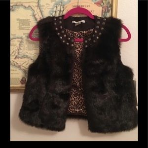 Peter Nygard Black Fur Vest Metal Studs Large
